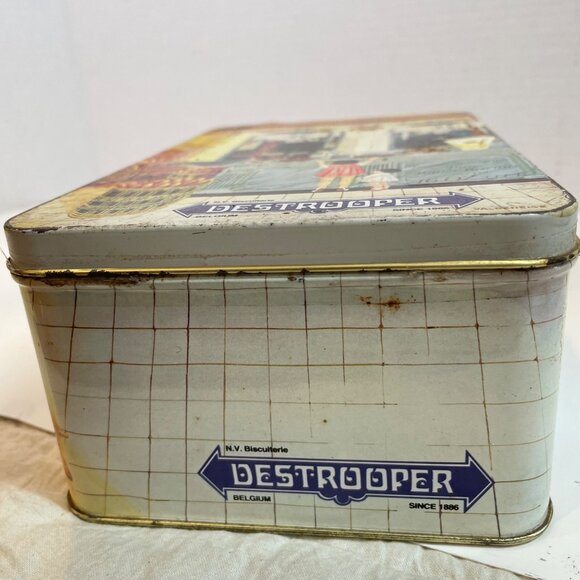 Vintage Destrooper Belgium Biscuit Tin With Charming Bakery Scene Artwork  16 Oz - Picture 10 of 14